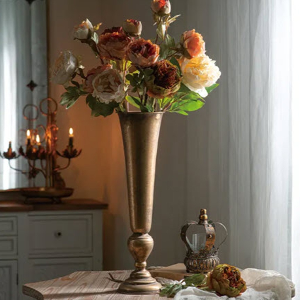 Jarrón florero metálico vintage